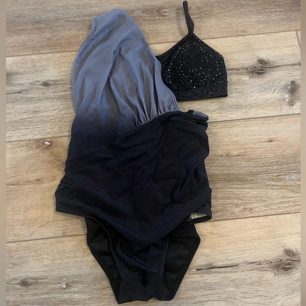 contemporary dance costume!